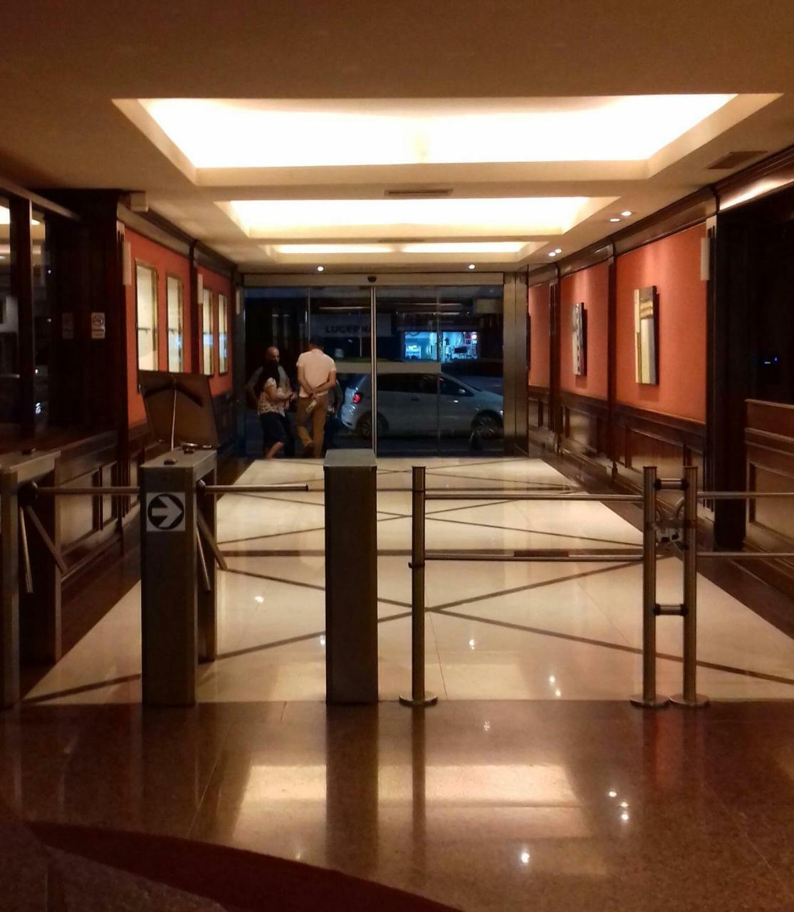 Apartamento Calle Corrientes Buenos Aires Exterior photo